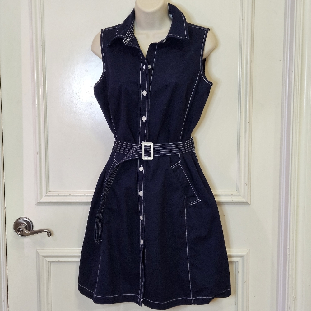 Isaac Mizrahi Navy Blue/White Trim Sleeveless Belted Button Front Dress, Medium - Picture 13 of 16